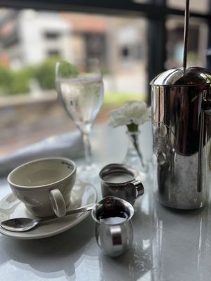 Café Intermezzo - Avalon by null