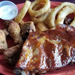 Kings Tavern - Rib & Wing Combo (side ribs, likely frozen)
