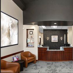 Kramer Plastic Surgery: Dr. Jonathan Kramer - Reception Kramer Plastic Surgery