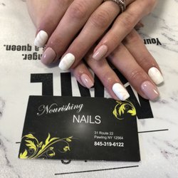 Nourishing Nails - Marble design nail.