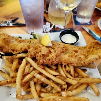 Ford's Garage Plano - Fish & chips - Burgers Near Me - Plano, Texas Ford's Garage Plano - Fish & chips - Burgers Near Me - Plano, Texas