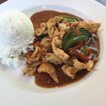 Thai 55 - Spicy basil chicken - Thai Near Me - Durham, North Carolina Thai 55 - Spicy basil chicken - Thai Near Me - Durham, North Carolina