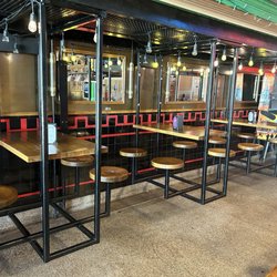 Brickyard Pub & Patio - Indoor seating