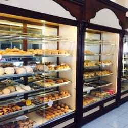 Rosabella's Cafe & Bakery - Yummy bread! I love their bread selection. If you like pumpkin you have to try their pumpkin empanadas.