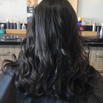 Primp and Tonic - After with loose curls. I super appreciate the fact that LeeAr took time to style my hair. - Hair Stylists Near Me - Santa Monica, California Primp and Tonic - After with loose curls. I super appreciate the fact that LeeAr took time to style my hair. - Hair Stylists Near Me - Santa Monica, California