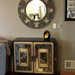 Leiser Furniture