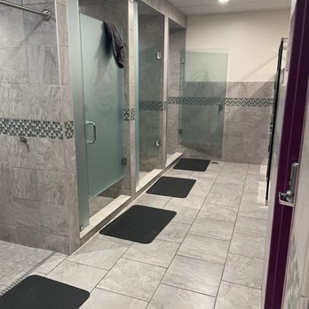 Planet Fitness - Very clean shower area not the usual dark shower stalls when I see in most locations - Gyms Near Me - Willow Grove, Pennsylvania Planet Fitness - Very clean shower area not the usual dark shower stalls when I see in most locations - Gyms Near Me - Willow Grove, Pennsylvania