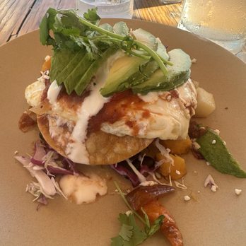 Malibu Farm Restaurant - Surfer guevos rancheros - Salad Near Me - Malibu, California Malibu Farm Restaurant - Surfer guevos rancheros - Salad Near Me - Malibu, California