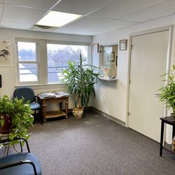 Lychee Acupuncture Clinic - waiting room