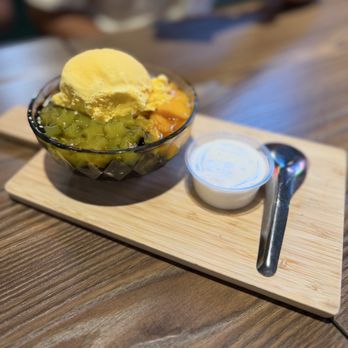 Snackshot Kingsway - Desserts Near Me - Vancouver, British Columbia Snackshot Kingsway - Desserts Near Me - Vancouver, British Columbia