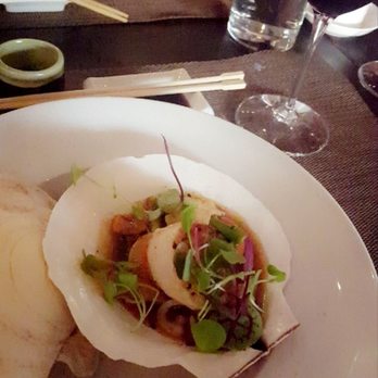 Restaurant Kazumi - Scallop - Sushi Bars Near Me - Montreal, Quebec