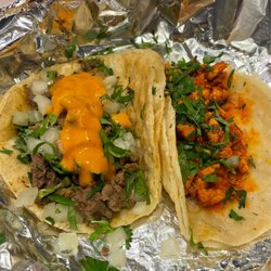 El Rancherito - Carne asada and pollo tacos