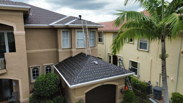 Friendly Roofing Logo