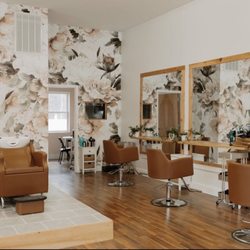 Willow & Honey The Salon