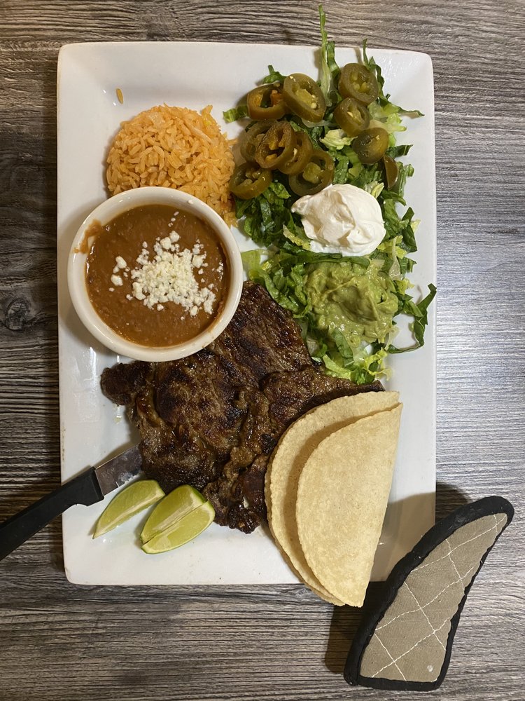 El Tequilas Mexican Restaurant