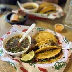El Guajolotito Food
