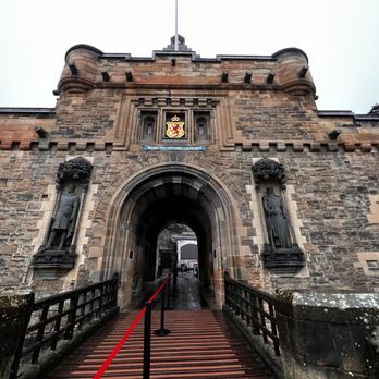 Edinburgh Castle - Landmarks & Historical Buildings Near Me - Edinburgh, EDH