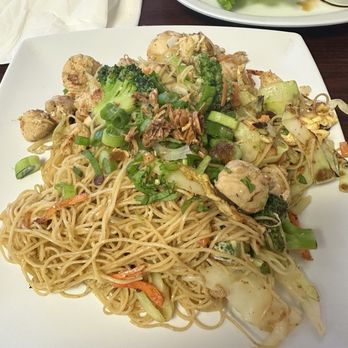 Pho Vi-Vi - Chicken Stir Fried Egg Noodle - Vietnamese Near Me - Pasadena, Texas Pho Vi-Vi - Chicken Stir Fried Egg Noodle - Vietnamese Near Me - Pasadena, Texas