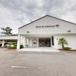 Bank of America Financial Center - Storefront