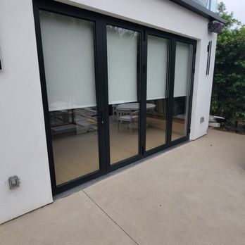 LA Custom Blinds - Outside of living room - Shades & Blinds Near Me - Los Angeles, California LA Custom Blinds - Outside of living room - Shades & Blinds Near Me - Los Angeles, California