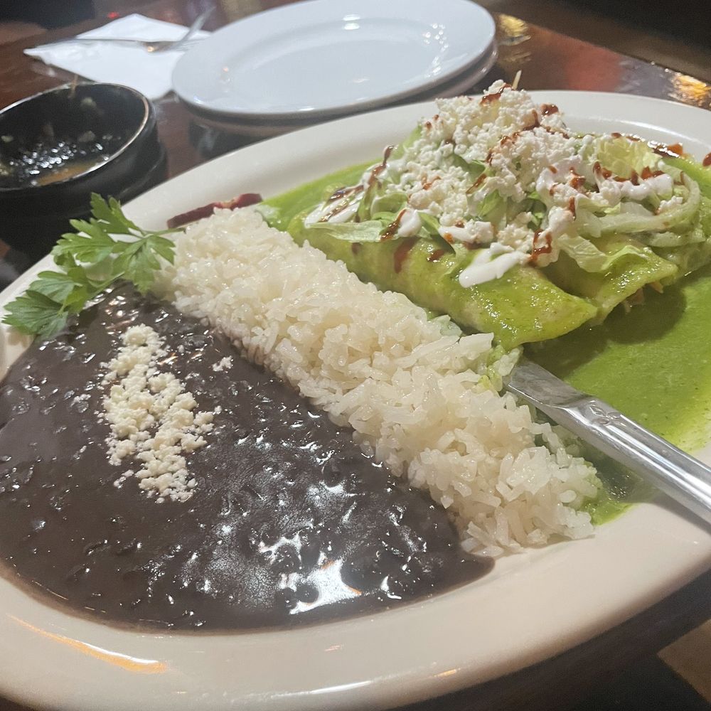 Villa Escondida Restaurant and Bar - Homemade Green chicken Enchiladas - Mexican Near Me - Seattle, Washington Villa Escondida Restaurant and Bar - Homemade Green chicken Enchiladas - Mexican Near Me - Seattle, Washington