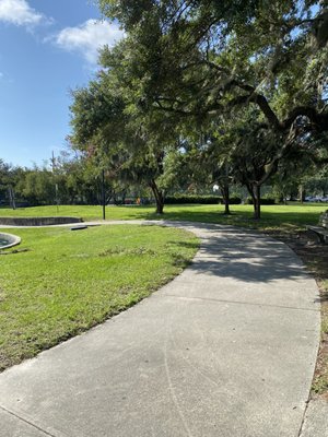 Daffin Park by null
