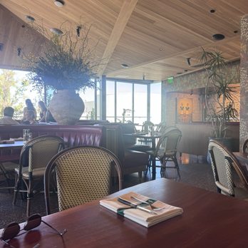 Pinyon - Upstairs - Mediterranean Near Me - Scottsdale, Arizona Pinyon - Upstairs - Mediterranean Near Me - Scottsdale, Arizona