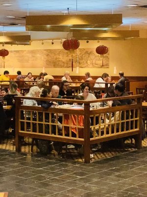 Sun Shui Asian Kitchen & Sushi by null