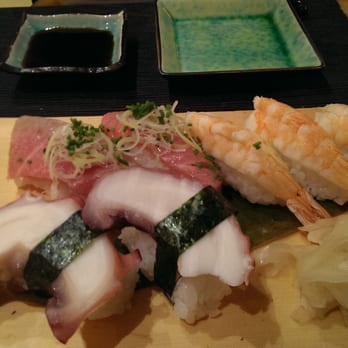 Hosokawa - Toro tuna, prawn and octopus nigiri - Japanese Near Me - Amsterdam, New Hampshire