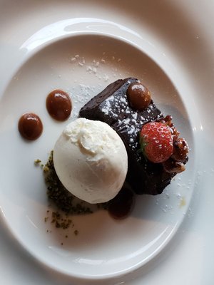 O'Gradys on the Pier by null