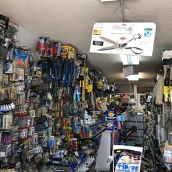 Becerra's Hardware