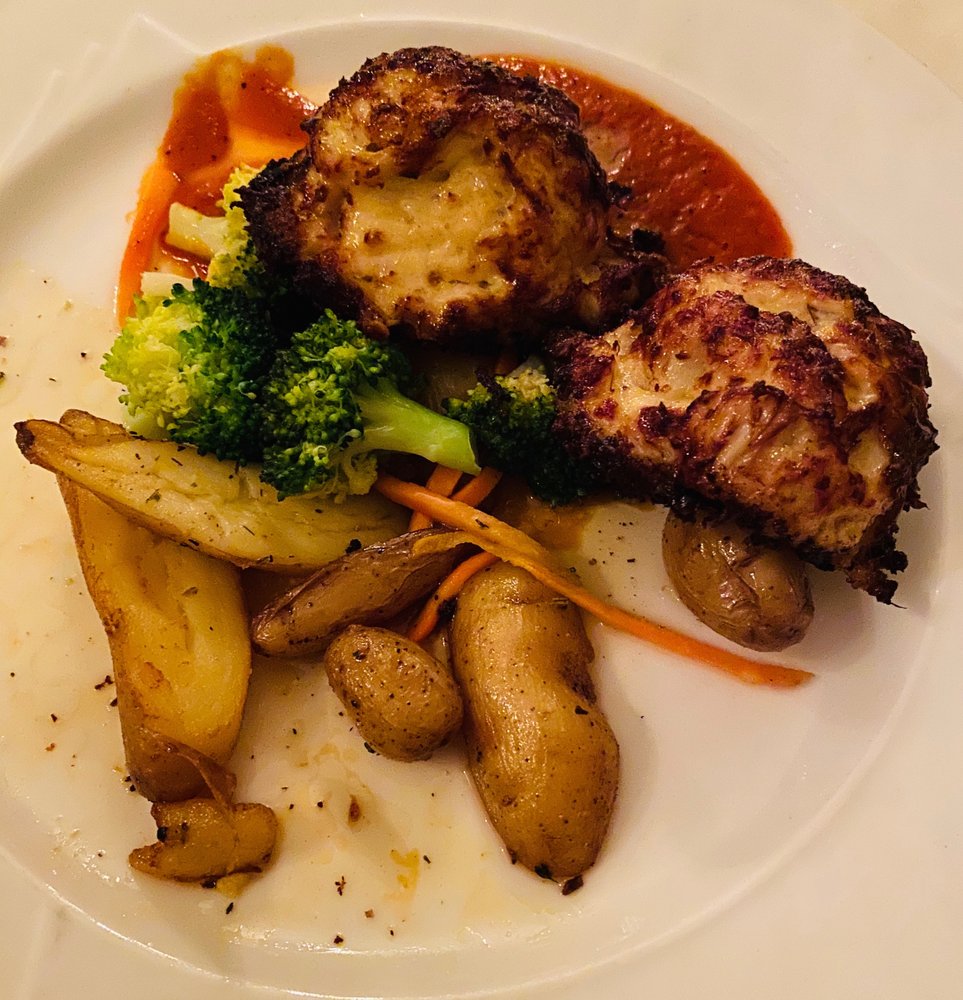 SHIP INN SEAFOOD & STEAK CLOSED 70 Photos & 106 Reviews 693 E