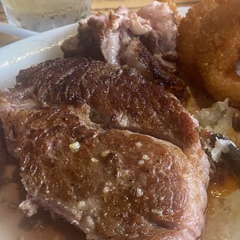 Ruby Tuesday - Undercooked whole dish was dry and had no flavor steak did not look appetizing at all will not come here again - American Near Me - St. Augustine, Florida