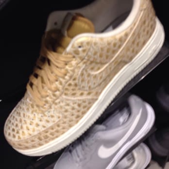 Foot Locker - Snakeskin bling - Shoe Stores Near Me - Indianapolis, Indiana Foot Locker - Snakeskin bling - Shoe Stores Near Me - Indianapolis, Indiana