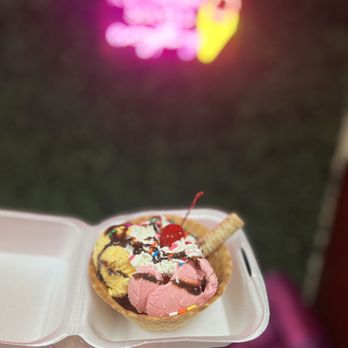 La Sonadita Paleteria - an ice cream sundae - Desserts Near Me - Wilmer, Texas La Sonadita Paleteria - an ice cream sundae - Desserts Near Me - Wilmer, Texas