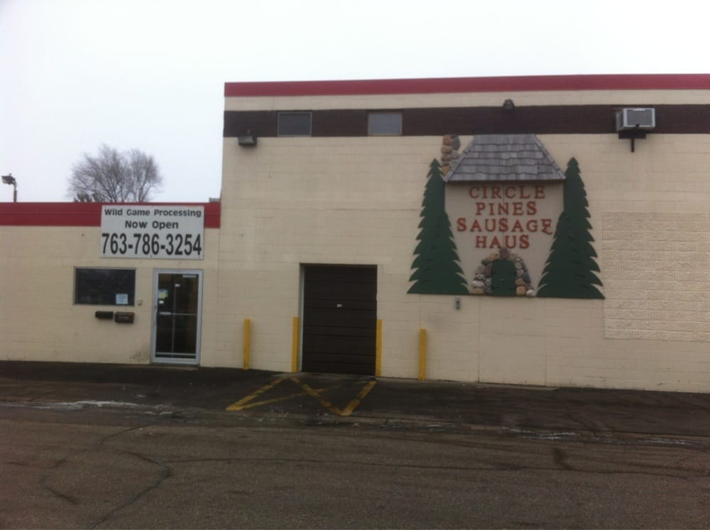 CIRCLE PINES SAUSAGE HAUS Updated September 2024 9075 S Highway Dr