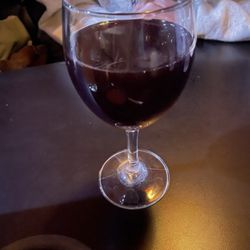 Yolanda's Bar & Grille - Red sangria