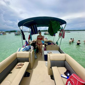 Beach Weekend - 25" pontoon / 12 person - Boating Near Me - Fort Walton Beach, Florida Beach Weekend - 25" pontoon / 12 person - Boating Near Me - Fort Walton Beach, Florida