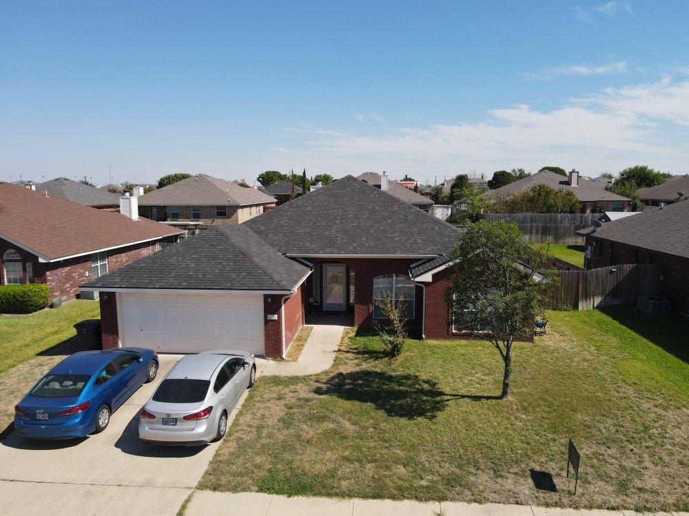 Slide of Xtreme Roofing