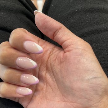 Ele Ela Nail Salon - Nail Salons Near Me - Pacifica, California