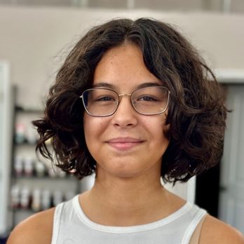 Dimensional Hair Studio - Beautiful layer bob with natural curl. Hair by Tamiko - Hair Salons Near Me - Columbia, Maryland Dimensional Hair Studio - Beautiful layer bob with natural curl. Hair by Tamiko - Hair Salons Near Me - Columbia, Maryland