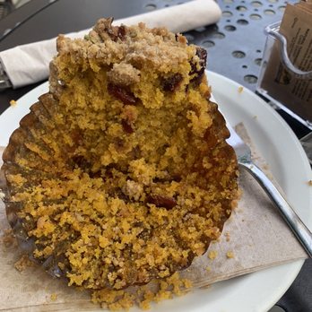 Urth Caffé-Pasadena - Pumpkin muffin - Cafes Near Me - Pasadena, California Urth Caffé-Pasadena - Pumpkin muffin - Cafes Near Me - Pasadena, California