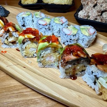 Kanji Izakaya - California Roll Deluxe Dragon Roll - Sushi Bars Near Me - Arlington, Virginia Kanji Izakaya - California Roll Deluxe Dragon Roll - Sushi Bars Near Me - Arlington, Virginia