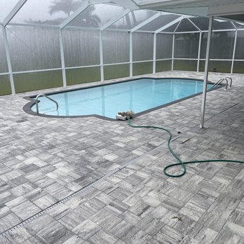 Fabri-Tech Screen Enclosures - Fences & Gates Near Me - Fort Myers, Florida Fabri-Tech Screen Enclosures - Fences & Gates Near Me - Fort Myers, Florida