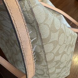 Coach Factory Store - Frayed straps Canvas Coach City Tote