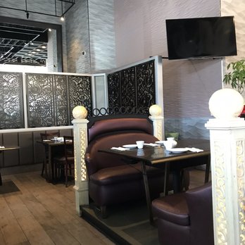 Dragon Beaux - Seating inside restaurant - Dim Sum Near Me - San Francisco, California