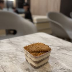 Spot Coffee & More - Biscoff Tiramisu