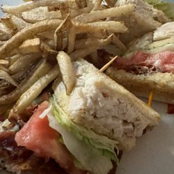 Ye Old Fort Diner - Turkey Club with fries