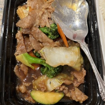 China King Buffet - Beef with mixed vegetables - Chinese Near Me - Fernley, Nevada