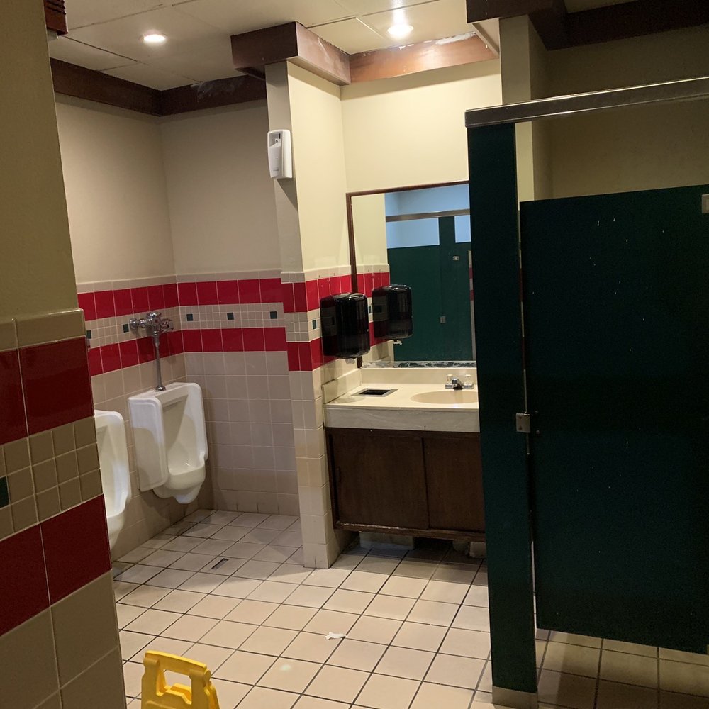 Kimura  Steakhouse - Men's room - Japanese Near Me - Boynton Beach, Florida